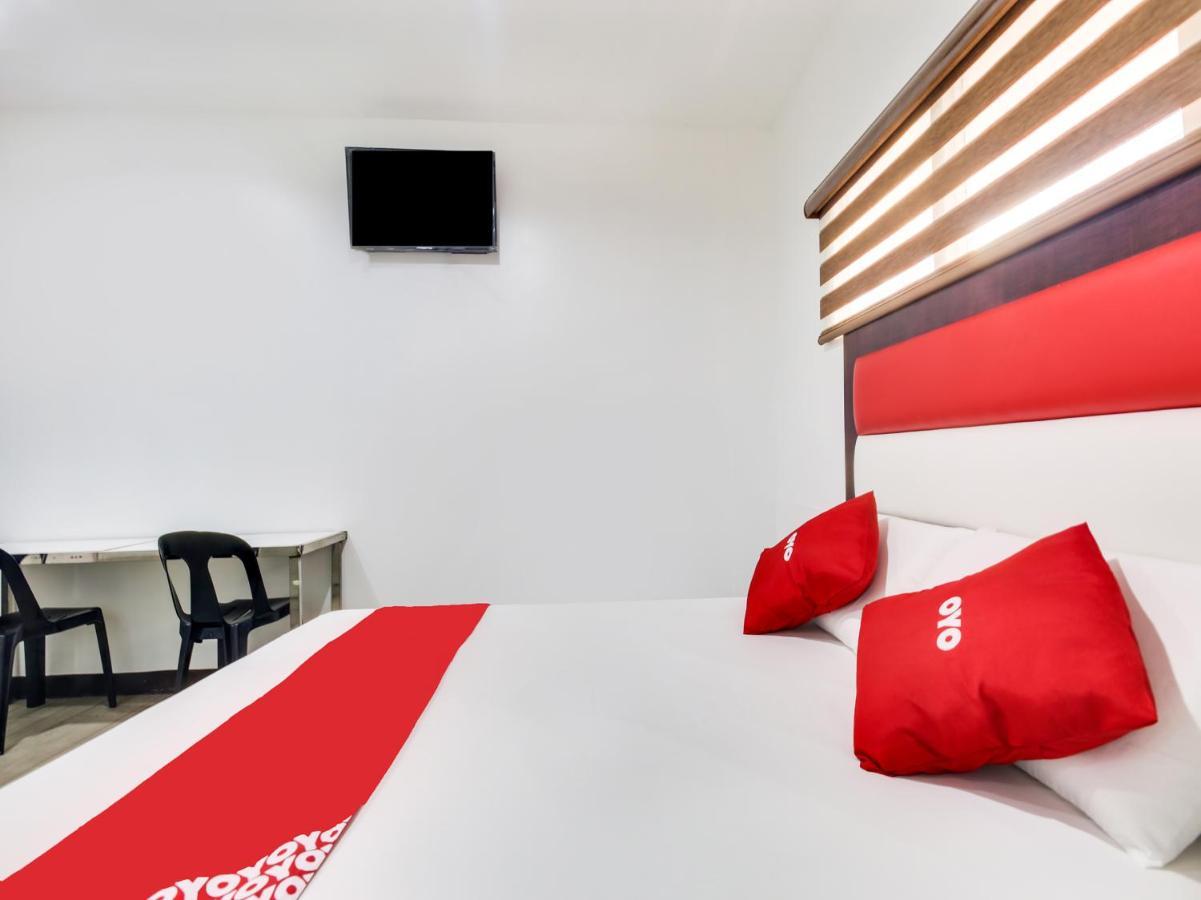 مانيلا Oyo 895 Golden Majestic Pension Inn المظهر الخارجي الصورة